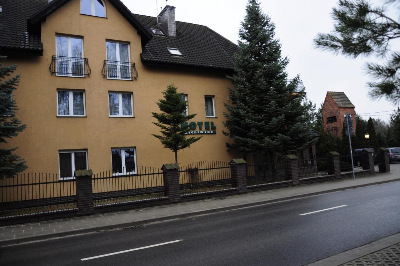 Hotel Zieliniec Poznan Exterior photo