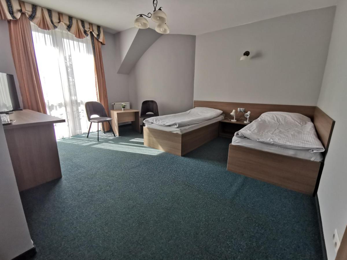 Hotel Zieliniec Poznan Exterior photo